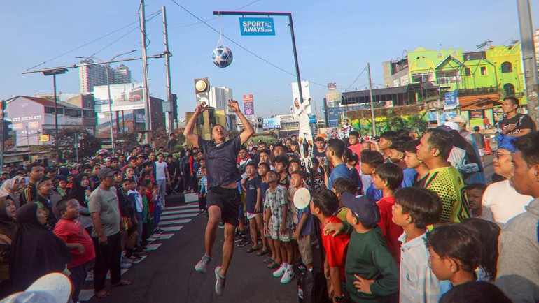 Kegiatan yang berlangsung dari pukul 06.00 hingga 09.00 WIB ini kembali digelar oleh Pemerintah Kota Depok sebagai respon terhadap aspirasi masyarakat.