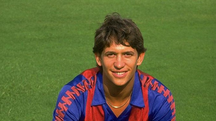 Gary Lineker Aug 1986: Gary Lineker of Barcelona. \ Mandatory Credit: David Cannon /Allsport