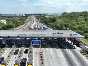 Libur Panjang Waisak 2025, Lalu Lintas Tol Trans Jawa Alami Lonjakan Libur Panjang Waisak 2025, Lalu Lintas Tol Trans Jawa Alami Lonjakan