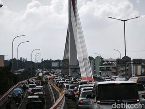 Lalin Bandung Siang Ini, Flyover Pasupati Padat Merayap Lalin Bandung Siang Ini, Flyover Pasupati Padat Merayap
