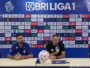 Arema FC Tumbang Lawan Persik di Kanjuruhan, Ze Gomes : Trauma Masih Ada Arema FC Tumbang Lawan Persik di Kanjuruhan, Ze Gomes : Trauma Masih Ada