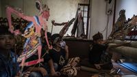 Lestarikan Budaya, Anak-Anak Antusias Latihan Dalang Cilik dan Karawitan di Semarang