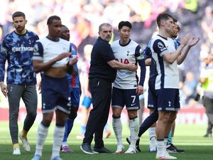 Anomali Tottenham: Di Jajaran Kalah Terbanyak se-Eropa, tapi Lolos UCL Anomali Tottenham: Di Jajaran Kalah Terbanyak se-Eropa, tapi Lolos UCL