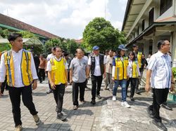 Wamensos & Wamen PU Tinjau Calon Lokasi Sekolah Rakyat di Yogyakarta
