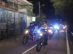 Polisi dan TNI di Jakut Patroli Gabungan Antisipasi Premanisme