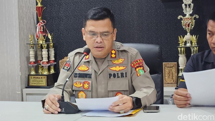 Kepala Sub Bidang Penerangan Masyarakat Polda Metro Jaya, AKBP Reonald Simanjuntak. (Adrial/detikcom) Kepala Sub Bidang Penerangan Masyarakat Polda Metro Jaya, AKBP Reonald Simanjuntak. (Adrial/detikcom)