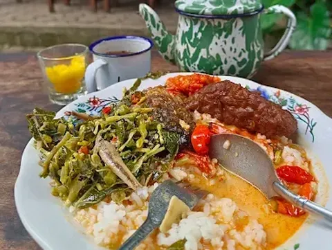 5 Tempat Makan Underrated di Cibinong, Ada yang Berusia 53 Tahun!
