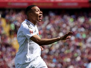 Mbappe Seorang Diri Lebih Subur dari 6 Tim di Liga Top Eropa Musim Ini Mbappe Seorang Diri Lebih Subur dari 6 Tim di Liga Top Eropa Musim Ini