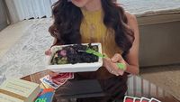 Enzy Storia Suka Ngemil Yogurt hingga Es Matcha yang Bikin Ngiler