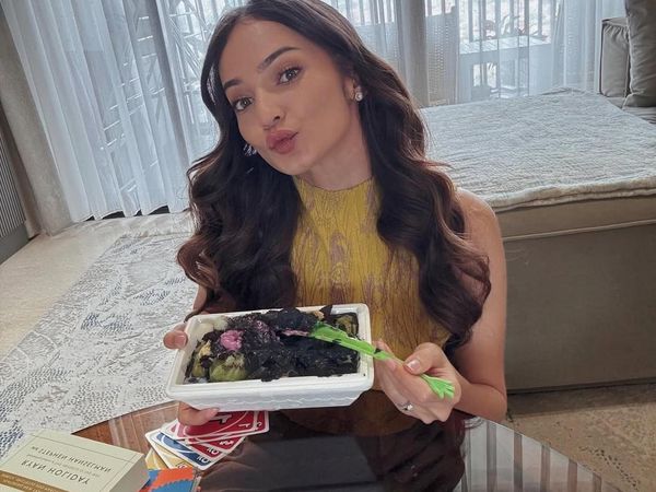 Enzy Storia Suka Ngemil Yogurt hingga Es Matcha yang Bikin Ngiler