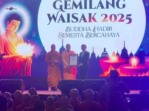 Video: Perayaan Waisak di Jakbar Pecahkan Rekor Muri Dunia