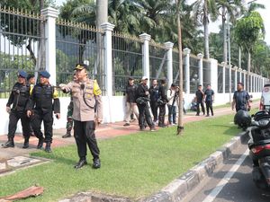 1.146 Personel Gabungan Amankan Sidang Ke-19 PUIC di DPR RI 1.146 Personel Gabungan Amankan Sidang Ke-19 PUIC di DPR RI