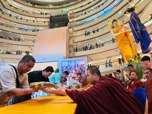 Peringati Waisak, Sanghadana Kumpulkan Dana Bantu Korban Gempa Myanmar