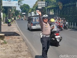 Suasana Kawasan Wisata Lembang di Momen Libur Waisak