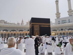 9 Tips Menjaga Kesehatan Selama Haji agar Ibadah Lancar, Jemaah Catat Ya! 9 Tips Menjaga Kesehatan Selama Haji agar Ibadah Lancar, Jemaah Catat Ya!
