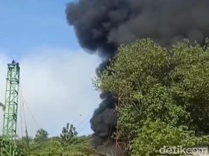 Tungku Penyulingan Minyak Mentah di Bojonegoro Terbakar