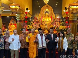 Perayaan Waisak, Wagub Rano Cerita Pertemanan Lintas Agama Saat Sekolah