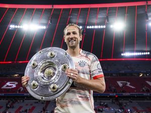 Harry Kane Akhirnya Juara, Beban di Pundak pun Terangkat Harry Kane Akhirnya Juara, Beban di Pundak pun Terangkat