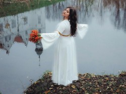 EP Debut Kamila: Menari di Atas Luka, Bernyanyi di Musim Dingin