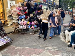 Dalem Kaum yang Jadi Magnet Wisata di Jantung Kota Bandung