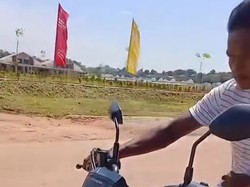 Viral Pria Naik Motor Pamer Alat Kelamin di Nongsa Batam