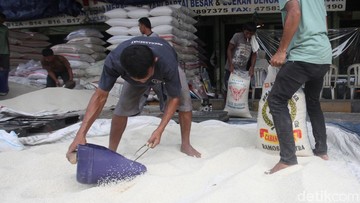 Satgas Pangan Ungkap Fakta soal Harga Beras Naik Saat Stok Melimpah