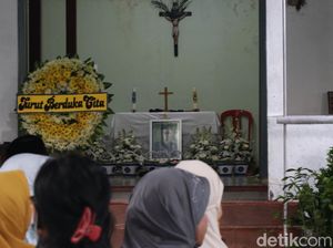 Suasana Rumah Duka Kepala Gudang Amunisi Korban Ledakan Garut di Sleman
