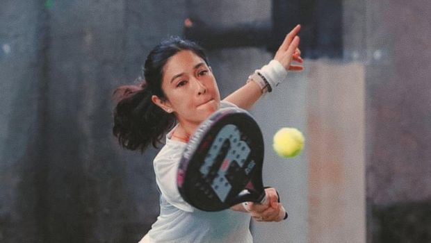 Dian Sastrowardoyo main padel.