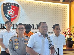 Bareskrim Tahan Direktur Perusahaan di Jatim Tersangka Impor Sinanida Ilegal Bareskrim Tahan Direktur Perusahaan di Jatim Tersangka Impor Sinanida Ilegal