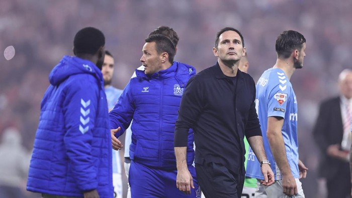 SUNDERLAND, ENGLAND - MAY 13: A dejected Coventry City manager Frank Lampard during the Sky Bet Championship Play-Off Semi Final Second Leg match between AFC Sunderland and Coventry City at Stadium of Light on May 13, 2025 in Sunderland, England. (Photo by Robbie Jay Barratt - AMA/Getty Images)