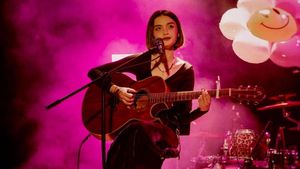 Potret Jubilee Marisa, Musisi Muda yang Lagi Jadi Sorotan