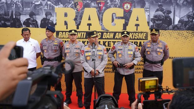 Kapolda Riau membentuk tim 'Raga' untuk memberantas premanisme. polda riau