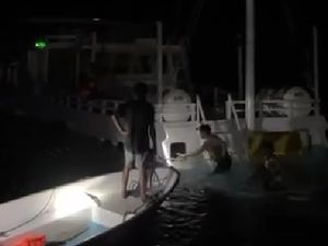 Asosiasi Usul Pasang Lampu Mercusuar di Titik Rawan Kecelakaan Kapal Wisata Asosiasi Usul Pasang Lampu Mercusuar di Titik Rawan Kecelakaan Kapal Wisata