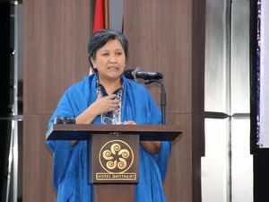 Lestari Moerdijat Dorong Upaya Pemenuhan Hak Anak atas Informasi yang Layak Lestari Moerdijat Dorong Upaya Pemenuhan Hak Anak atas Informasi yang Layak