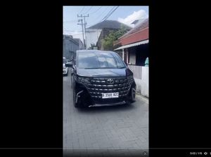 Mobil Mewah yang Dipakai Jokowi Silaturahmi ke Dospem
