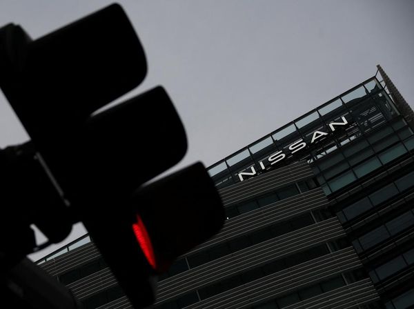 Nissan Bakal Pangkas 20.000 Karyawan!