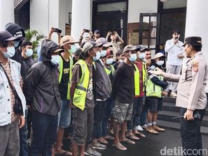 Video: 75 Preman yang Kerap Palak Pedagang di Bandung Ditangkap