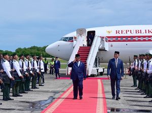 Prabowo Tiba di Bandar Seri Begawan Disambut Pasukan Jajar Kehormatan Prabowo Tiba di Bandar Seri Begawan Disambut Pasukan Jajar Kehormatan