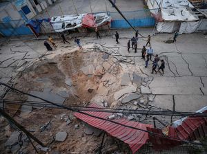 Video CCTV: Detik-detik Rudal Israel Hantam Rumah Sakit Eropa di Gaza