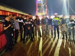 Pengamen Live TikTok di Jembatan Ampera Dibubarkan