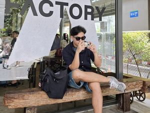 Seru! Jerome Polin Mukbang Sushi sampai Nasi Padang