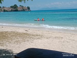 Liburan di Pantai Pasir Putih Aceh Besar yang Unik