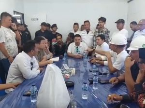 Video: Klarifikasi Kadin Cilegon soal Heboh Minta Jatah Proyek Rp 5 T Tanpa Tender Video: Klarifikasi Kadin Cilegon soal Heboh Minta Jatah Proyek Rp 5 T Tanpa Tender