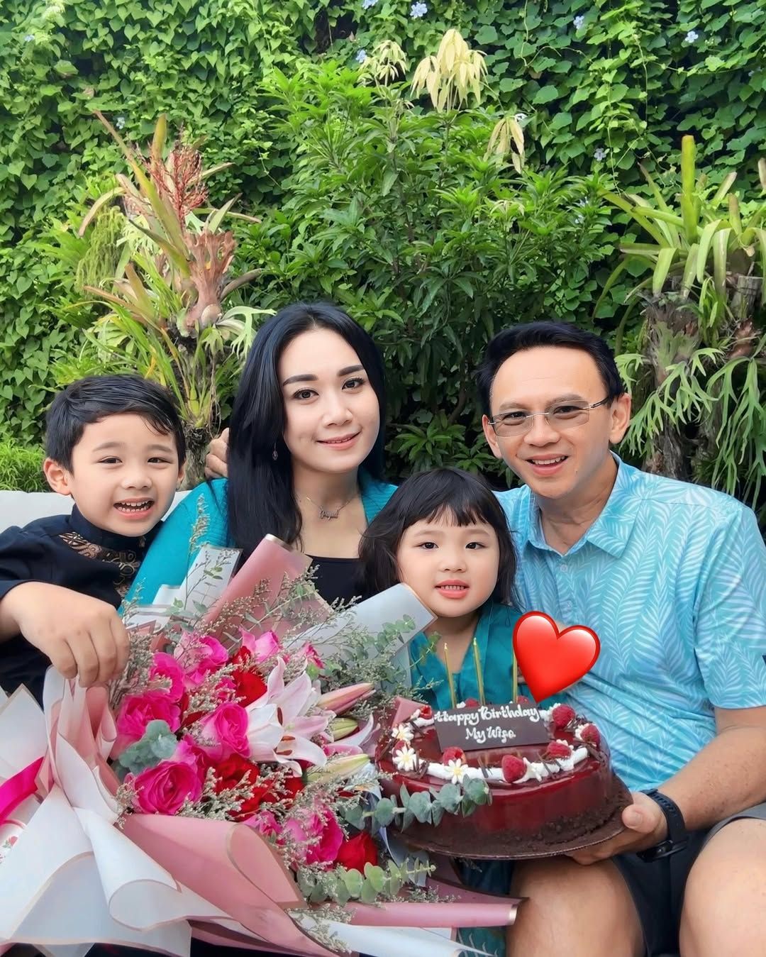 Ahok dan Putri Nastiti Devi Ahok dan Putri Nastiti Devi