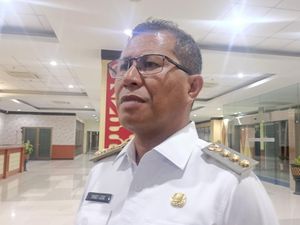 Tak Selesaikan LPJ Dana Desa, Yosef Lede Nonaktifkan 15 Kades di Kupang Tak Selesaikan LPJ Dana Desa, Yosef Lede Nonaktifkan 15 Kades di Kupang