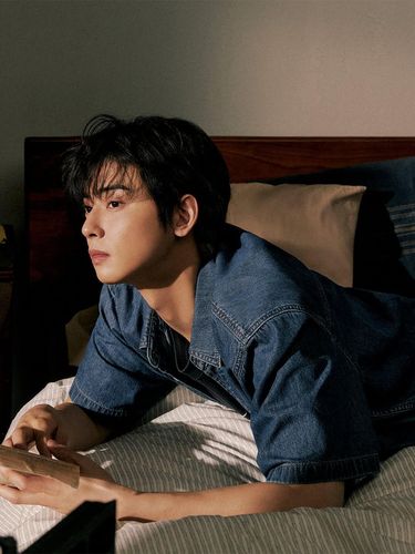 Cha Eun Woo untuk MARITHÉ FRANÇOIS GIRBAUD