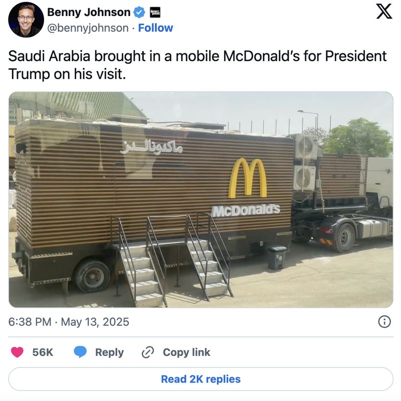 Donald Trump Disambut Truk McDonald's Saat Berkunjung ke Arab Saudi