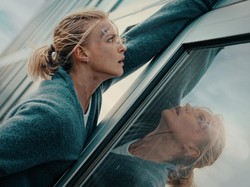 Sinopsis Exterritorial: Emak-emak Mantan Tentara Cari Anak Hilang