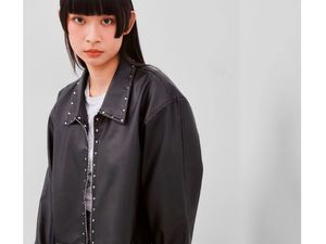 5 Brand Lokal yang Rilis Jaket Kulit Model Terbaru, Bikin Gaya Makin Stylish 5 Brand Lokal yang Rilis Jaket Kulit Model Terbaru, Bikin Gaya Makin Stylish