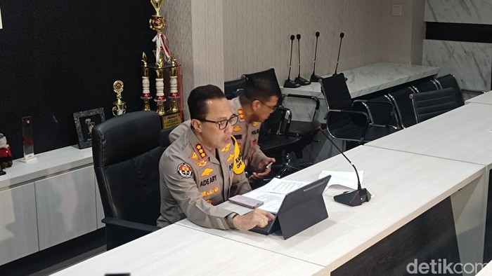 Kabid Humas Polda Metro Jaya Komisaris Besar Ade Ary. (Rizky Adha/detikcom) Kabid Humas Polda Metro Jaya Komisaris Besar Ade Ary. (Rizky Adha/detikcom)